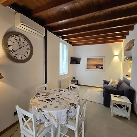 Casa Bossa - Centro Storico A 1 Minuto Dal Mare